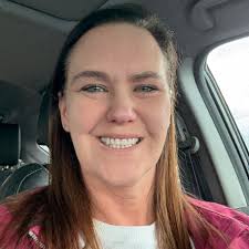 I have noticed that certain Kit Kat items have no Gluten or may contain  gluten in the ingredients. And when I looked into. Nestle says they will  always clearly state when any