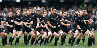 Découverte du rugby néozélandais et de l'équipe des all blacks. Rugby Les Lions Britanniques Contre La Nouvelle Zelande C Est Le Match Que L On Attend Tous