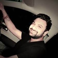 Listen to playlists featuring Hot Munda by Sikander Kahlon online for free 