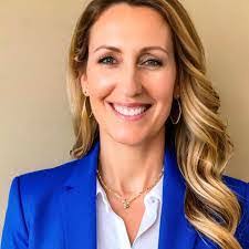 Amy Fonzi's Instagram, Twitter & Facebook