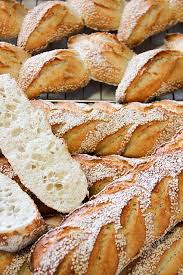 Baguettebacken Im Elsass Plotzblog Selbst Gutes Brot Backen Baguette Backen Essen Und Trinken Backrezepte
