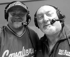 Suspects wanted in Gadsden auto theft