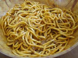 Pici toscani con funghi misti trifolati i pici toscani sono tipici della provincia di siena e sono una specie di spaghetto con superficie grezza e ruvida. La Ricetta Dei Pici Toscani Spiegata Passo Passo Gambero Rosso