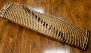 Find the perfect traditional korean instruments stock photos and editorial news pictures from getty images. 25 String Collection Gayageum Korean Zither Musikinstrument Amazon De Musical Instruments Dj