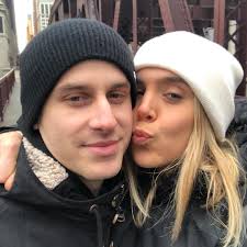 Bella Edwards (@bellaeatwards) • Instagram photos and videos