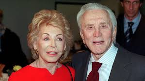 Comment Kirk Douglas a-t-il rencontré sa femme, la Belge Anne Buydens?