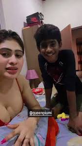 Aunty lover @auntyloverhot - Twitter Profile | Sotwe