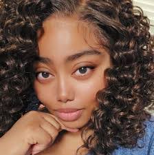 Christine Hornsby's Instagram, Twitter & Facebook