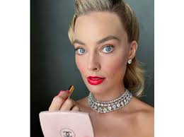 What's in Barbie star Margot Robbie's beauty bag? Take a peek