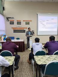 Pembantu pendaftaran gred kp19 (semenanjung) di jabatan pendaftaran negara (jpn). Lapor Diri Pembantu Penyediaan Makanan Gred N19 Bertarikh 08 April Hingga 9 April 2019 Bertempat Di Bilik Cawangan Latihan Zetro