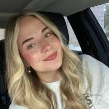 Alyssa Riddle (@alyssariddle30)