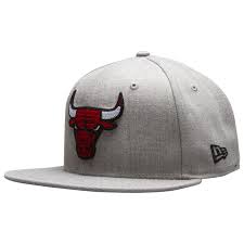 Chicago Bulls Heather Grey Cross Stitch Bull Logo Fitted Flat Bill Hat By New Era Chicago Bulls Chicagobulls Flat Bill Hats Chicago Bulls Mens Fashion Shoes