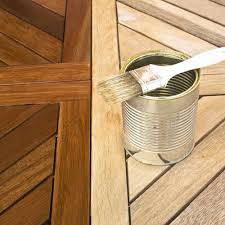 When dissolved in denatured alcohol, the flakes create a thick solution that you can spread with a. Selecting The Right Wood Finish The Craftsman Blog