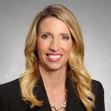 Richelle Schmidt's Instagram, Twitter & Facebook