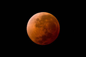 In many traditional lunisolar calendars, full moons fall in the middle of the lunar months. Njuil4glugcn1m