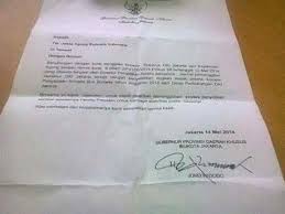 Surat keterangan catatan kepolisian (disingkat skck), sebelumnya dikenal sebagai surat keterangan kelakuan baik (disingkat skkb) adalah surat keterangan yang diterbitkan oleh polri yang berisikan catatan kejahatan seseorang. Adu Pendapat Seputar Pilpres Ketua Organisasi Sayap Tidar Dilaporkan Ke Polisi Ini Kata Gerindra Detikpemilu