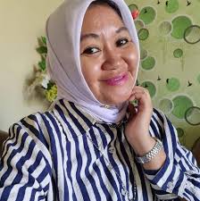 Padahal ultah sudah lewat 10hr Tapi masih kebagian kado senilai 88,8 juta  Lbh mahal dari bu Sherly Pontoh, Sherli Pontoh peeeee 😜 Sukses Berkah &  Manyala koko Boss Enjoy Bangkok & GOD