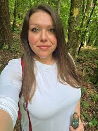 How it started and how it ended.🤣 I was melting out there. Do not judge me  and my mom boobs. Its officially too damn humid to hike. I appreciate the  nice fellow