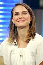 Natalie Portman Shoulder Length Hair Short Hair Styles Shoulder Length Hair Hair Beauty