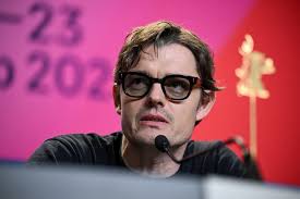 Bass player for Elton John found dead of apparent suicide