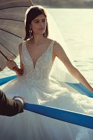 elegant and sophisticated wedding dresses justin alexander