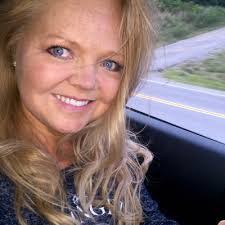 Karen Klopfenstein's Instagram, Twitter & Facebook