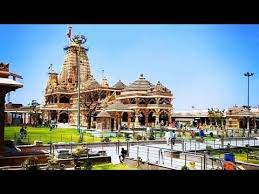 Pujas at sanwaliaji seth temple. Sanwaliya Seth Temple Chittorgarh Sanwariya Seth Temple à¤¸ à¤µà¤² à¤¯ à¤¸ à¤  Sanwaliyaji Templeview Youtube Krishna Temple Cultural Experience Holy Temple
