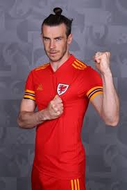 Free download gareth bale wallpapers on our website with great care. Gareth Bale Soccer Adidas Wales Euro 2020 Football Bale 2021 Uefa Welsh Hd Mobile Wallpaper Peakpx