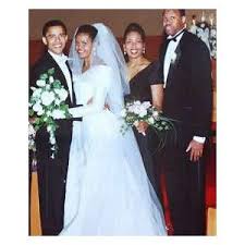 Barack Obama And Michelle Obama Celebrate 20th Wedding Anniversary Celebrity Wedding Dresses Barack And Michelle Celebrity Weddings