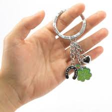 Porte Cles Charms Porte Bonheur Achat Porte Cles Design Troika Cadeau Maestro Porte Bonheur Porte Cle Charm S