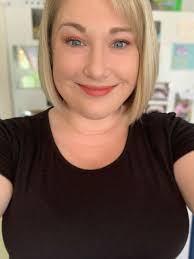 Wearing my new flowers to my OB appointment! Thanks girl!