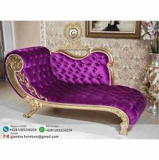 Untuk sofa dengan kapasitas 3 orang, kamu bisa menggunakan 2 bantal serupa. Sofa Santai Ukir Mewah Diwan Sofa Santai Ukir Furniture Klasik Jepara