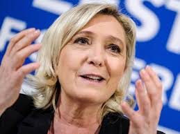 Ehefrau von emmanuel macron war früher seine lehrerin. Regionalwahl Frankreich Ruckschlag Fur Rechtsextreme Und Abfuhr Fur Macron Web De