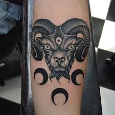 Don T Bite The Hand That Feeds You Tattoo Andrea Giulimondi Ink Pinterest Tattoos Symbolic Tattoos And Cool Tattoos