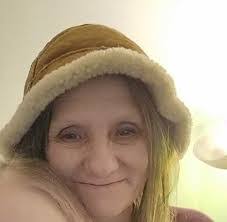 Caitlyn Bryant's Instagram, Twitter & Facebook