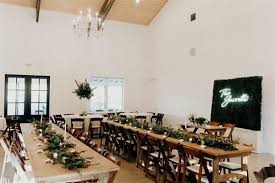 Contact cactus creek barn in dickson on weddingwire. Wedding Venues In Atwood Tn 180 Venues Pricing
