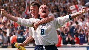 Dabei erinnert viel an paul gascoigne und seinen treffer bei der em 1996. Paul Gazza Gascoigne Schiesst An Der Em 1996 Ein Wundertor Watson