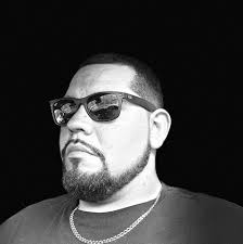 First time owner of a raptor 700r git bike cheap as ot don't start. the  quad has good life in battery but when turning the key it has no life at all