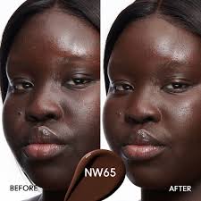 MAC Studio Radiance 24Hr Luminous Lift Concealer Nw65 11 ml