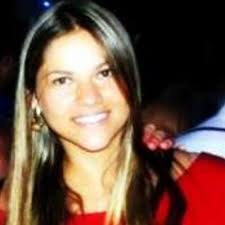 Laura Camargo Corrêa (@Laura15061988)