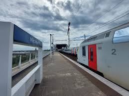 Catch a glimpse of Mitchell Burns- the model with an enviable presence