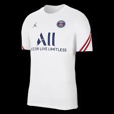 A slim, streamlined fit ensures that nothing comes between you and. Nike Paris St Germain Trainingsshirt Strike Home Weiss Dunkelblau Fussball Shop