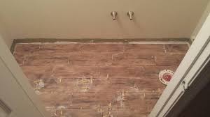 What materials do i need to replace roof tiles? Tile How To Replace A Couple Tiles Itectec