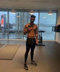 Jun 29, 2021 · jake quickenden has joined calls for love island bosses to add subtitles to this years show after viewers complained they couldn't understand what people were saying. Who Is Teddy Soares On Love Island 2021