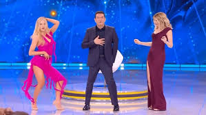 Fialdini - Pernice, interviene la produzione: purtroppo hanno deciso di c...Altro... #BallandoConLeStelle #Ballando2025 #FrancescaFialdini #Fialdini #Rai #Rai1 #TelevisioneItaliana #TvItaliana #ProgrammiTv #UltimeNotizie #GossipTv #MillyCarlucci ...