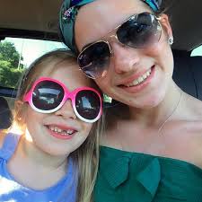 Skylar Fowler (@skylarena)