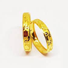 Umumnya, cincin tunangan diberikan oleh pria kepada pasangannya dan hanya pasangannya tersebut yang memakai cincin tersebut. What Is Cincin Merisik Tunang Dan Nikah Xplorers Life