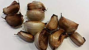 Oleh kerana mempunyai pelbagai khasiat yang baik, bawang putih banyak digunakan dalam masakan masyarakat cina. Inilah Kesan Hebat Yang Terjadi Setelah Makan 6 Biji Bawang Putih Panggang Ramai Dah Cuba Semua Semua Semuanya