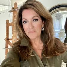 Noreen Coup's Instagram, Twitter & Facebook