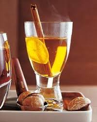 Apfelgluhwein Rezept Gluhwein Gluhwein Rezept Und Winter Cocktails